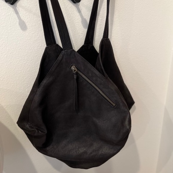 KOOKAI PARIS Leather Shoulder Tote Bag - Picture 7 of 7
